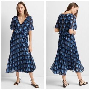 Club Monaco Blue Geometric Chevron Pleated Midi Dress Size 4 Retro Mod